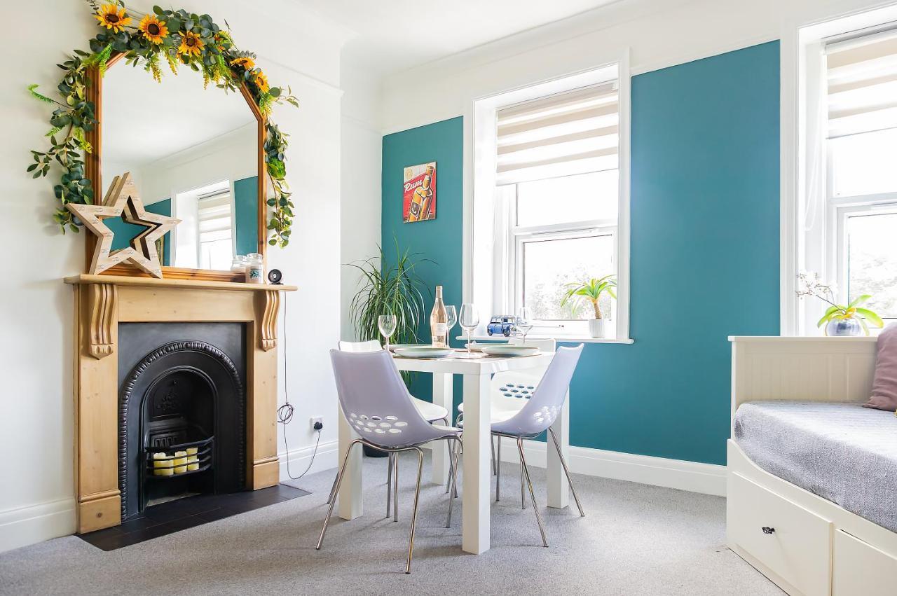 Spacious Split Level Flat In Great Location Portsmouth Eksteriør bilde